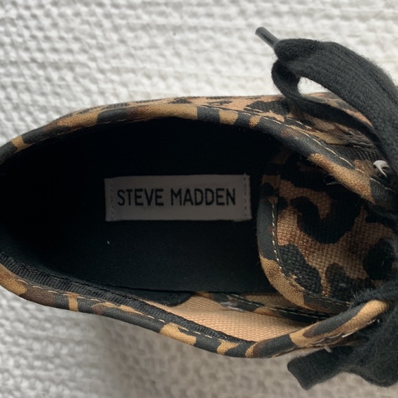 Steve Madden Emmi Leopard Print Platform Sneakers - 9M - Picture 7 of 7